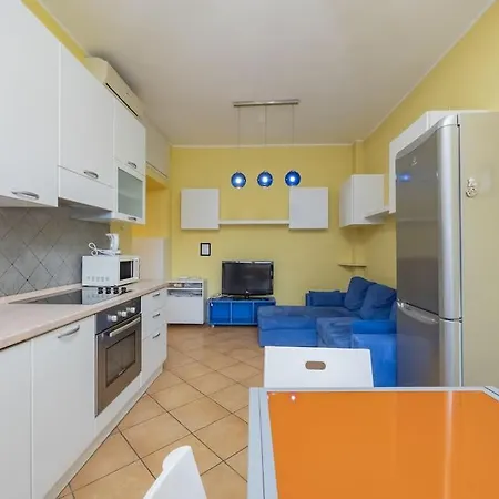 Youhosty - Paul Valery 3 Apartment